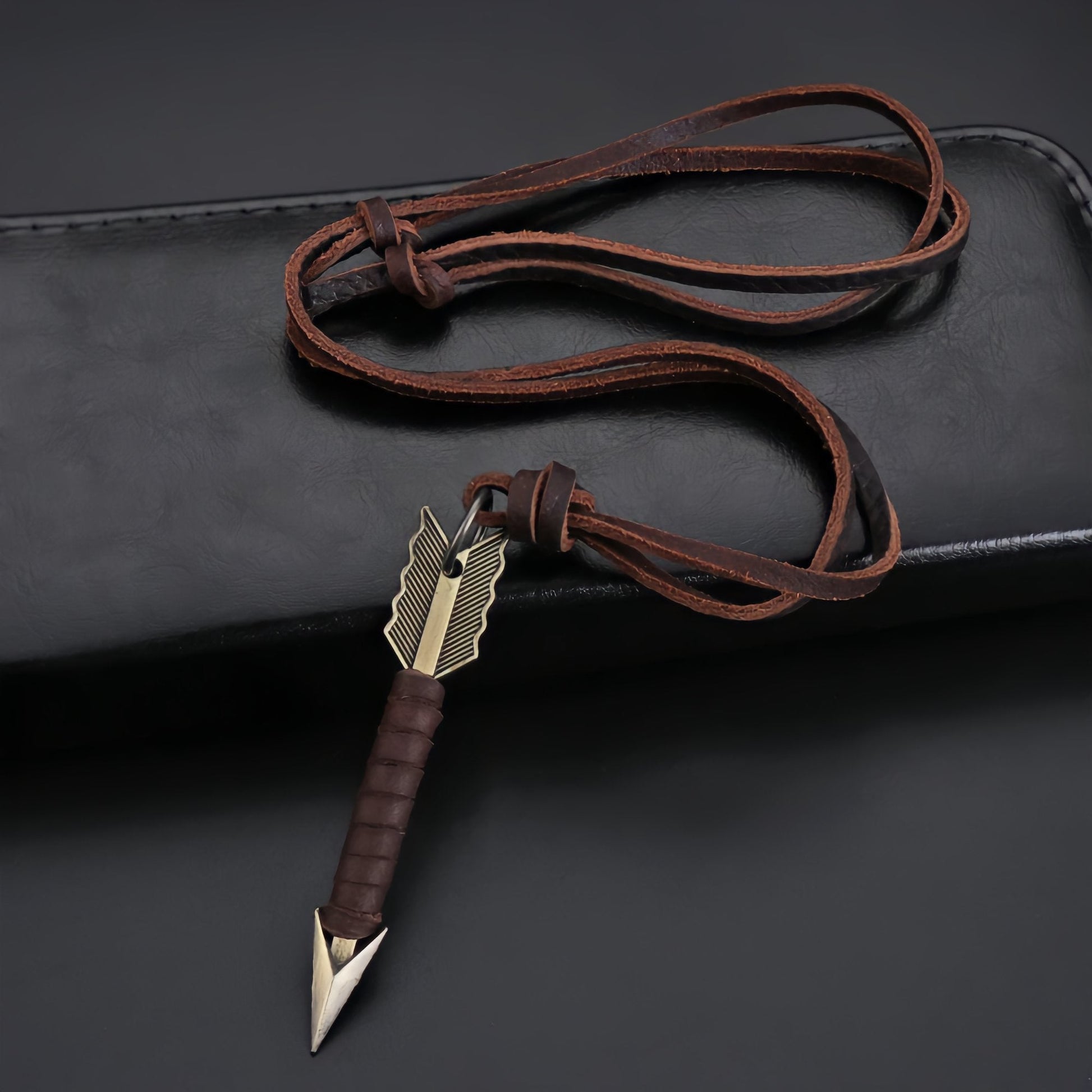 Collar Arrow - El Rincón