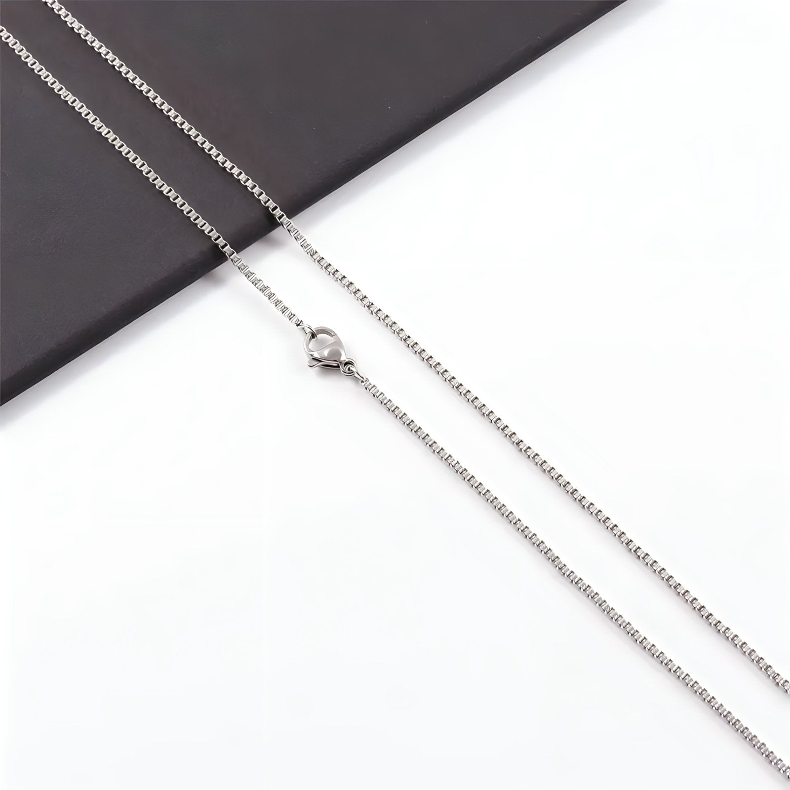 Collar Dúo de Acero y Perlas - El Rincón
